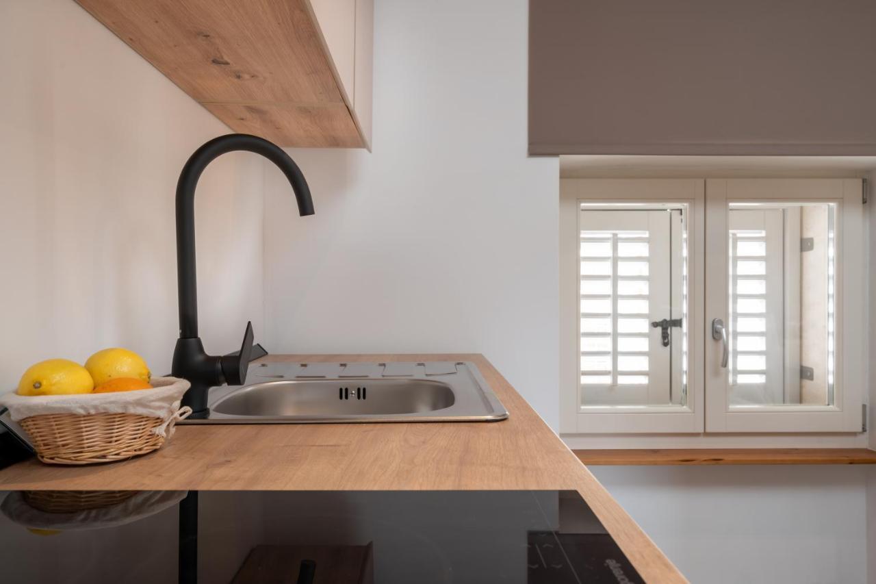 Aaa Apartments & Rooms With Free Parking Pula Exterior foto